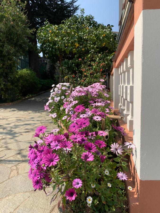 Resort Villa Rosa Maria Savona Dış mekan fotoğraf
